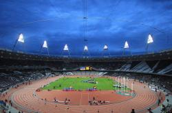 开云足球直播-莱万式掌控，阿森纳翻盘利物浦背后的比赛走势艺术