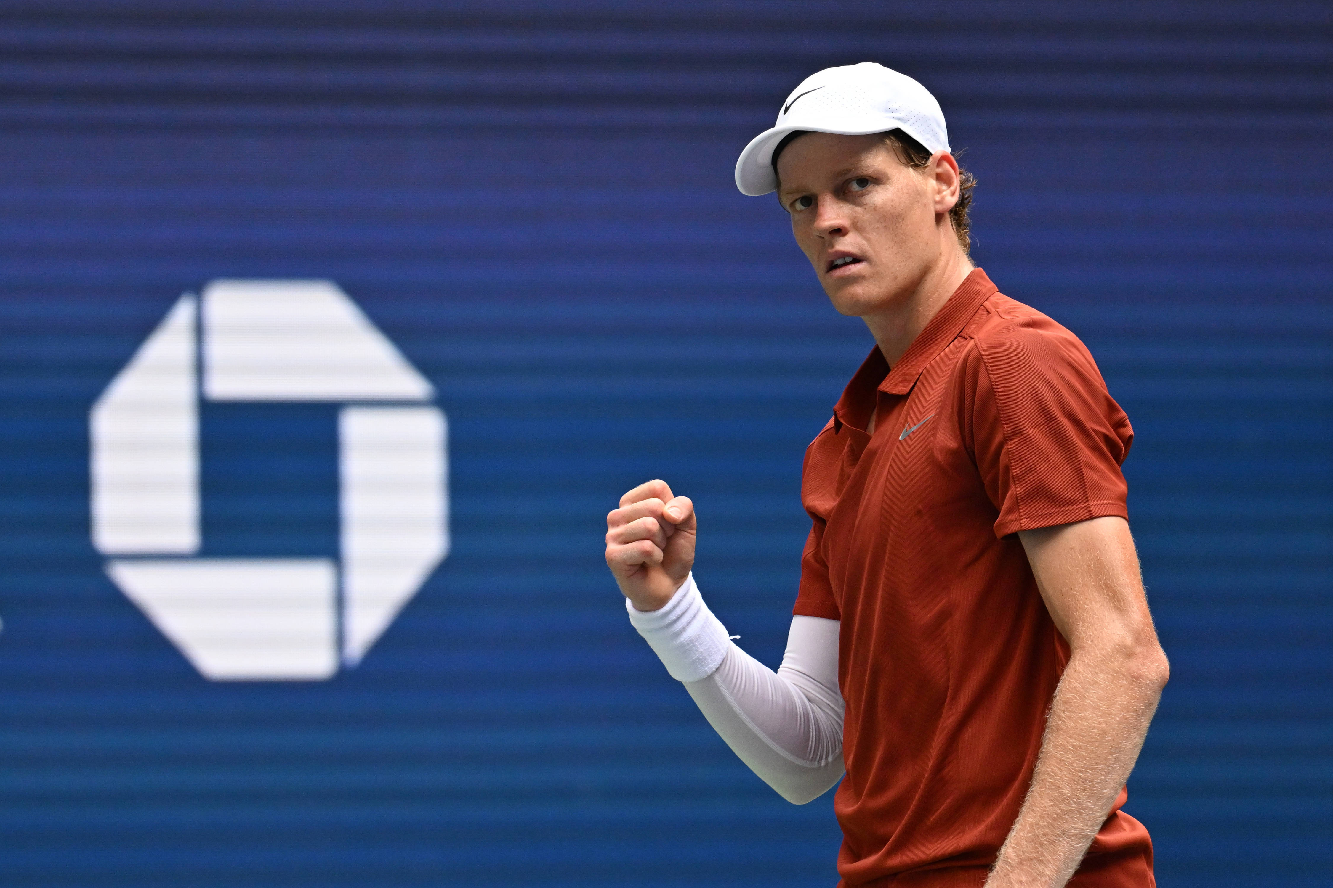 美网鏖战戴维斯杯，辛纳扛起全队