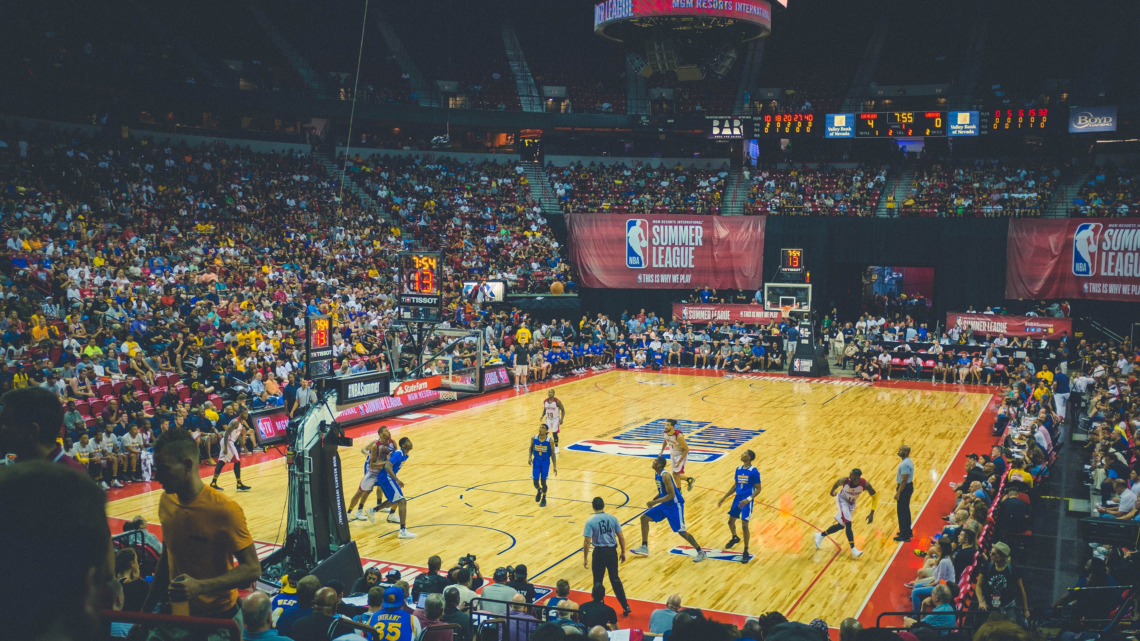 伊布之夜,当统治级数据遇上F1争冠的终极狂飙